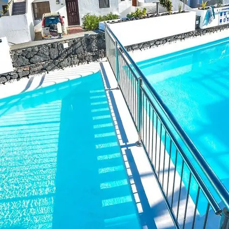 Precioso Con Piscina * Tias